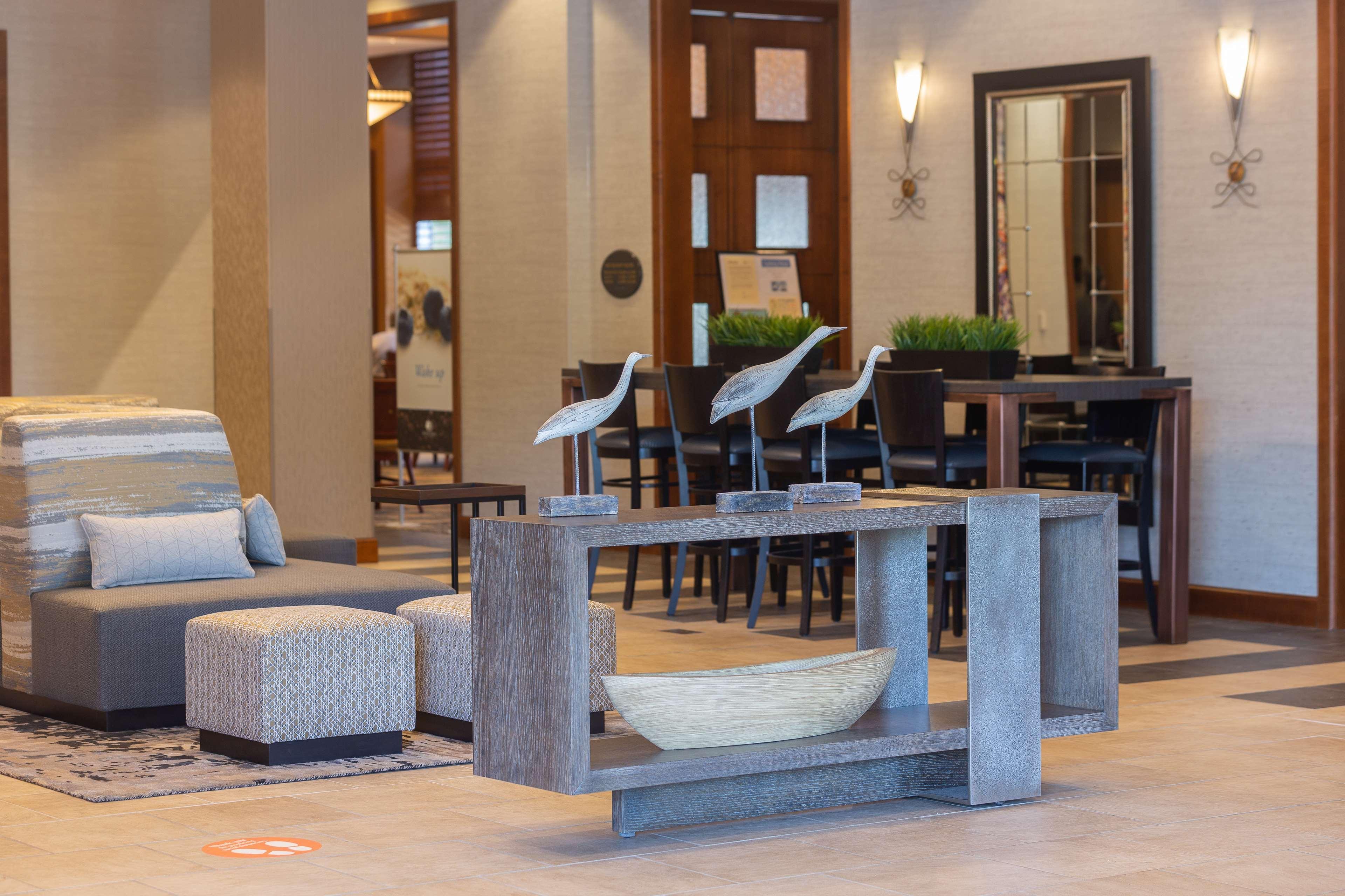 Doubletree By Hilton Bay City - Riverfront Екстериор снимка