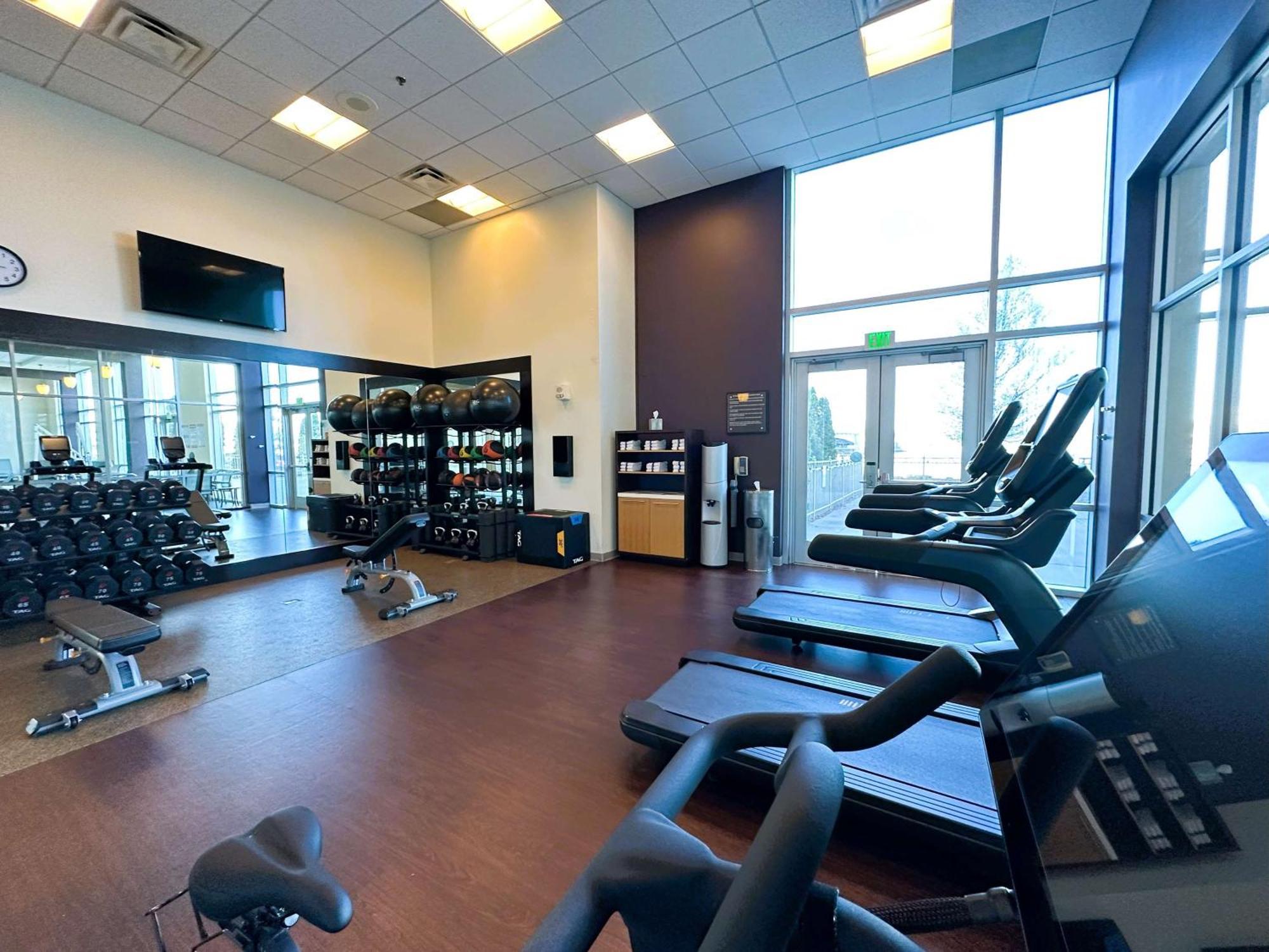 Doubletree By Hilton Bay City - Riverfront Екстериор снимка